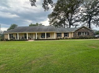 206 Woodhaven Dr, Union, MS 39365
