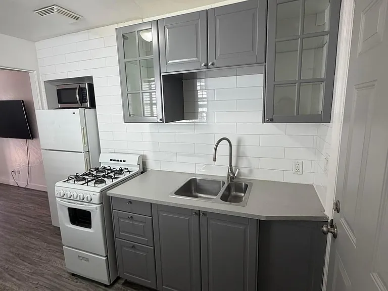 712 W Taylor St #4 — Photo 7