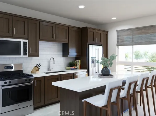 67 Bigsby Dr, Stanton, CA 90680