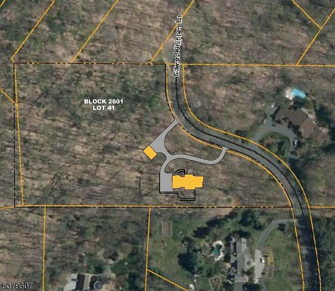 1st image of 5 Edward Shippen Ln