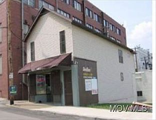 1st image of 212 1/2 7th St
