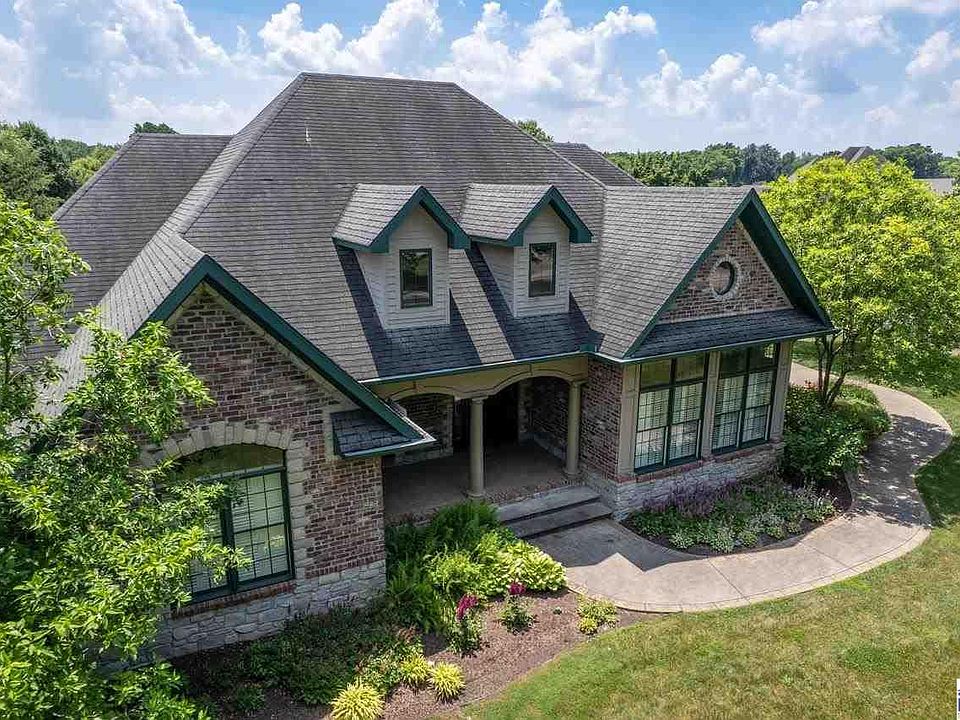 1st image of 361 Orme Ct