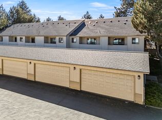 1050 NE Butler Market Rd APT 2, Bend, OR 97701