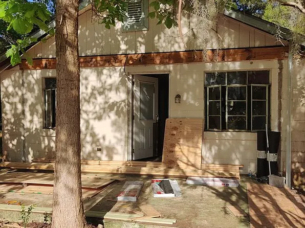 66 Trout St, Woodbine, GA 31569