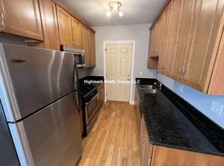 4548 W George St #2A, Chicago, IL 60641