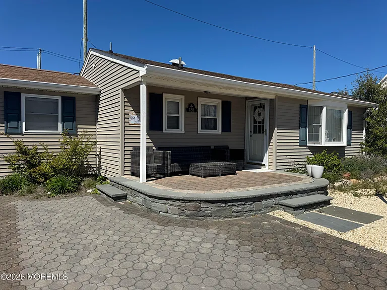 128 San Fernando Dr — Photo 4