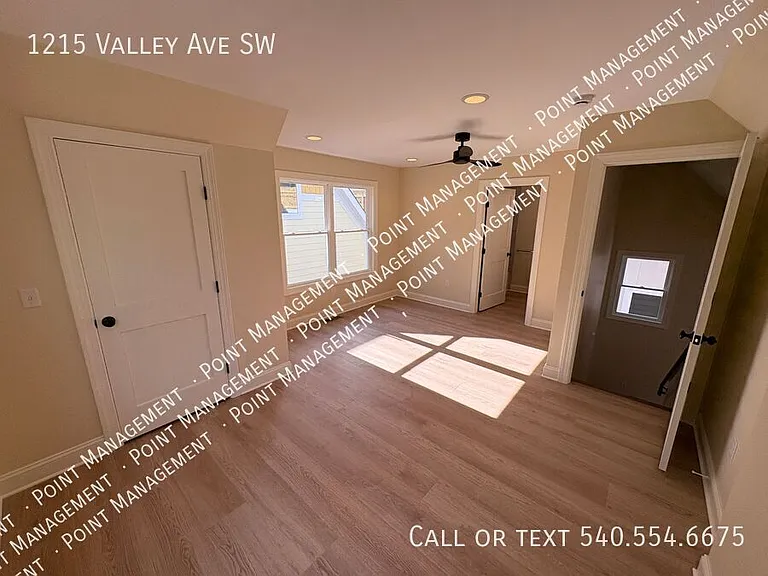 1215 Valley Ave SW — Photo 3