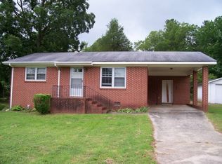 301 E Broad St, Winder, GA 30680