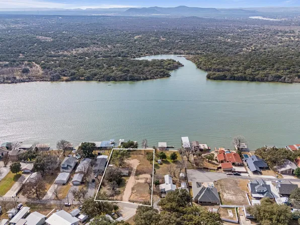 634 County Road 136A, Kingsland, TX 78639