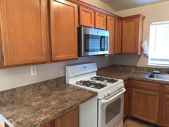 4th image of 9501 91st Ave Floor 2