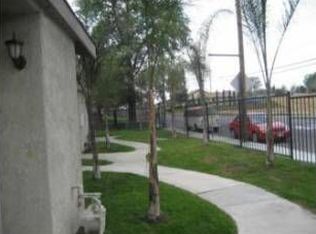 936 E Fairway Dr #6, Colton, CA 92324