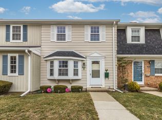 42809 Itham Ct, Northville, MI 48167