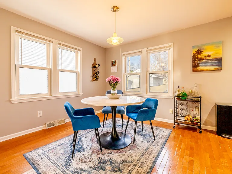 1315 E Lake Dr — Photo 12