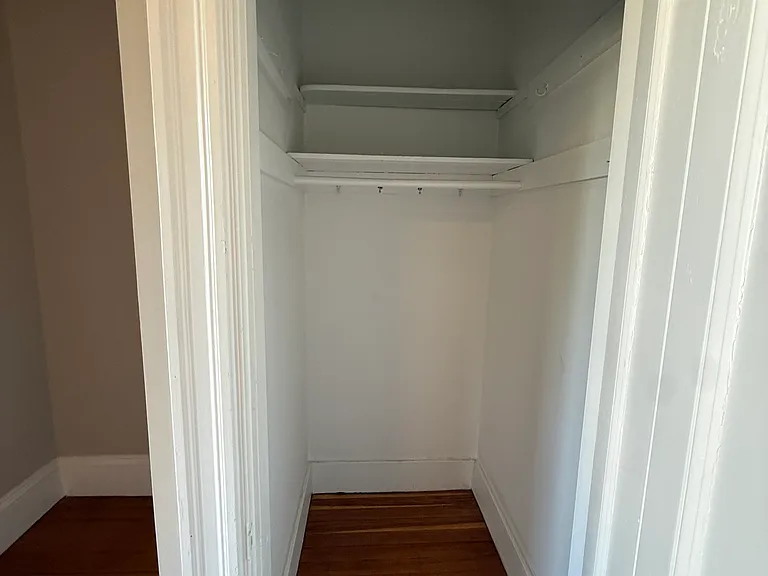 38 Walnut St #4 — Photo 11