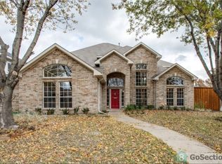 2116 Austin Dr, Mesquite, TX 75181