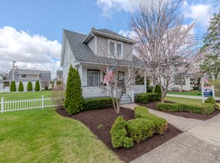 220 Hickory St, Frankfort, IL