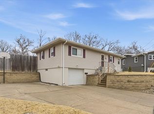 446 Mount Vernon St, Council Bluffs, IA 51503