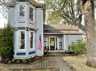 669 SW Robb St, Dallas, OR 97338