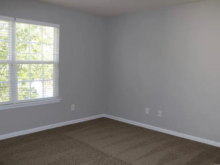 13955 Singleleaf Ln — Photo 10