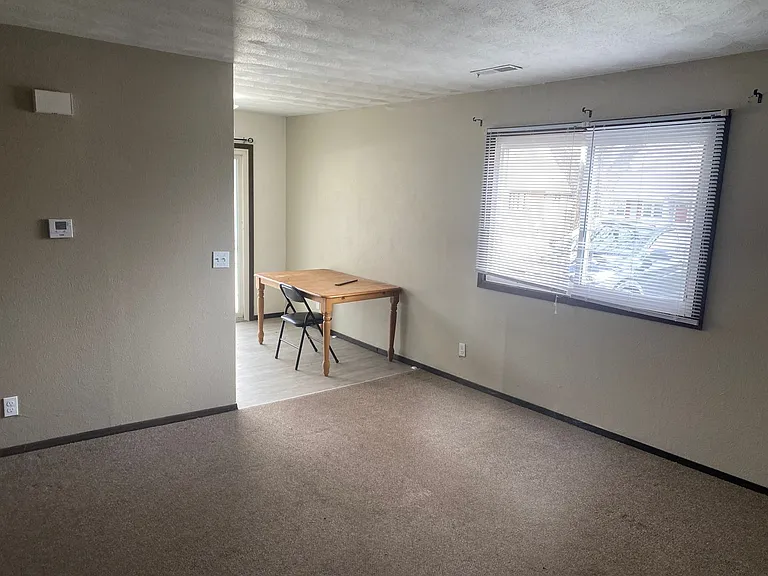 301 N Carole Ave — Photo 6