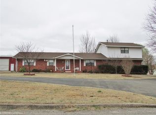 1101 E Harris Rd, Muskogee, OK 74403