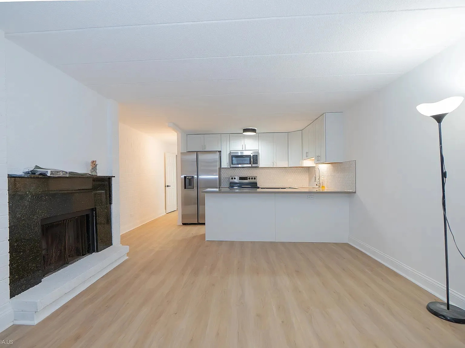 1 bed, $2,595 — Photo 3