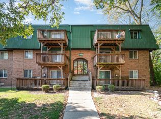 1994 Tall Oaks Dr APT 1B, Aurora, IL 60505