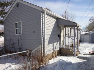 859 Tacken St, Flint, MI 48532