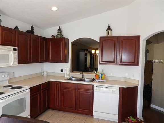 3rd image of 12726 Evington Point Dr