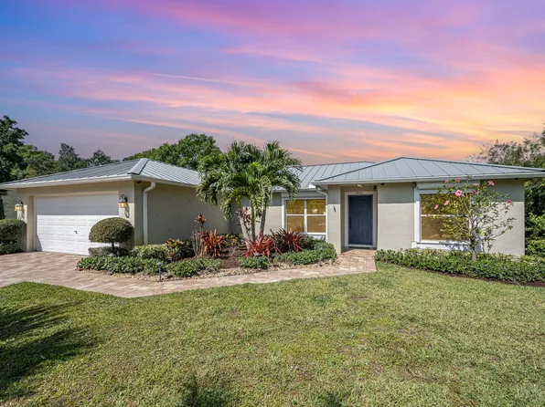 8949 100th Ct, Vero Beach, FL 32967