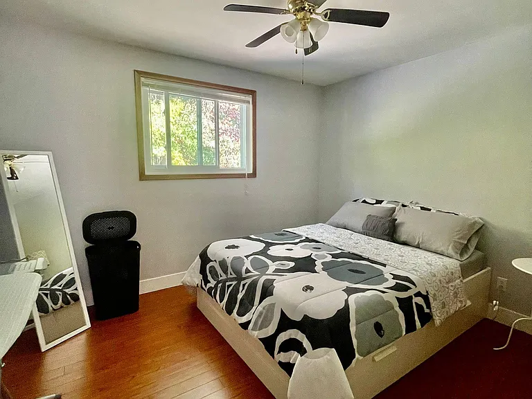 19 Johnson Pl #1 — Photo 4