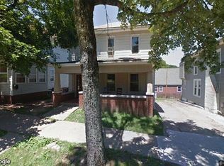 42 E State St, Athens, OH 45701
