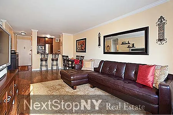 Sold by NextStopNY | media 11