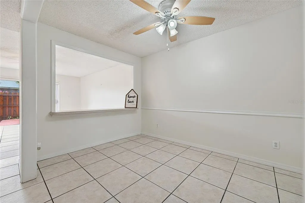 2 bed, 2.5 bath, 1248 sqft, $1,699 — Photo 4