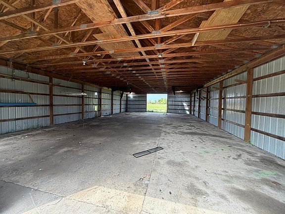 4th image of 91402 Celery Center Rd