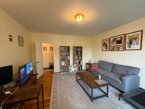 97 Chester St APT C2, Boston, MA 02134