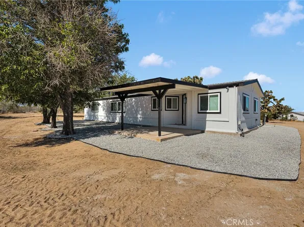 12532 Johnson Rd, Phelan, CA 92371