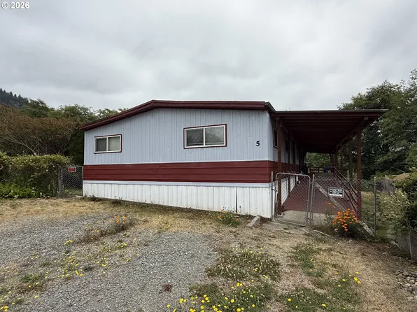 16391 Highway 101 #5, Brookings, OR 97415