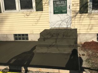 13627 138th St W, Taylor Ridge, IL 61284