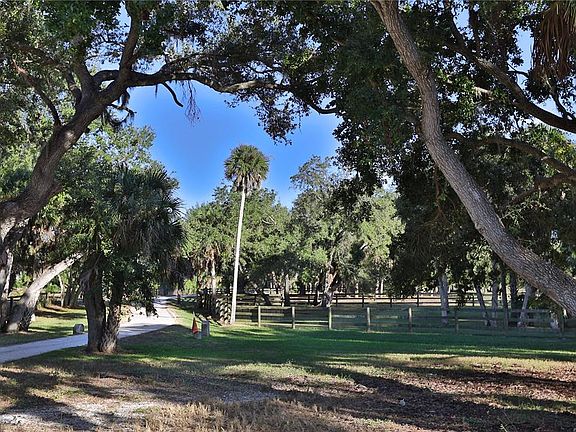 4th image of Ranch Rd #E