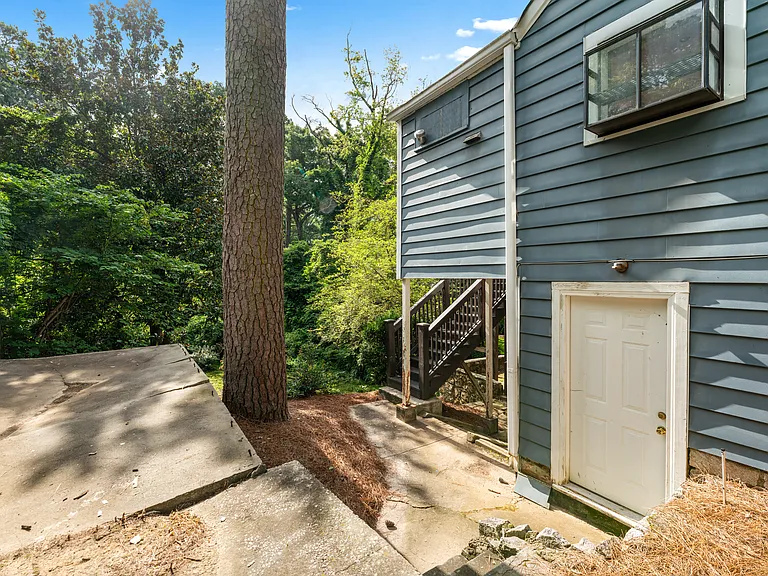 2867 Lookout Pl NE — Photo 34