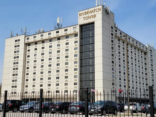 364 W Lane Ave APT 320, Columbus, OH 43201