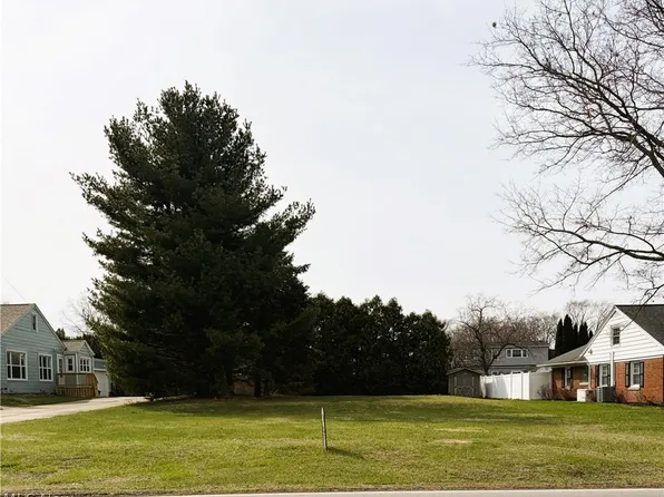 Galloway, Sandusky, OH 44870