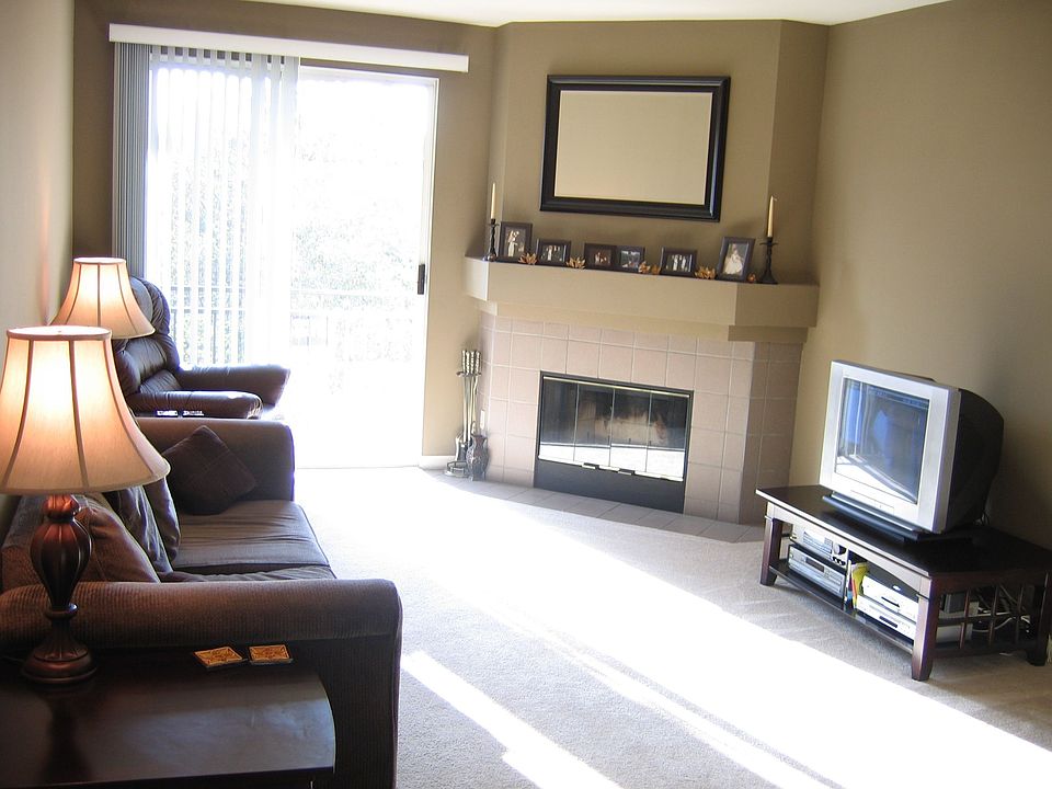 Light, Bright Livingroom