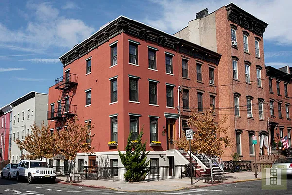 Sold by Halstead Property | media 10