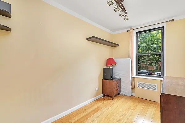 Sold by Ilite Realty Inc | media 30