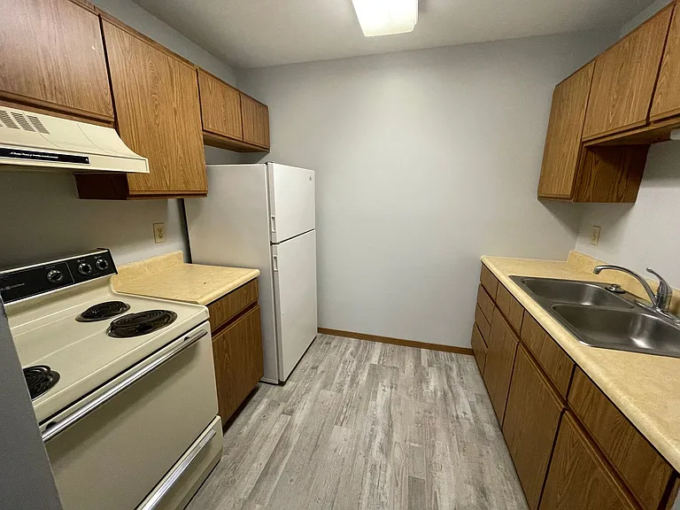 Southside Apartments — Photo 4