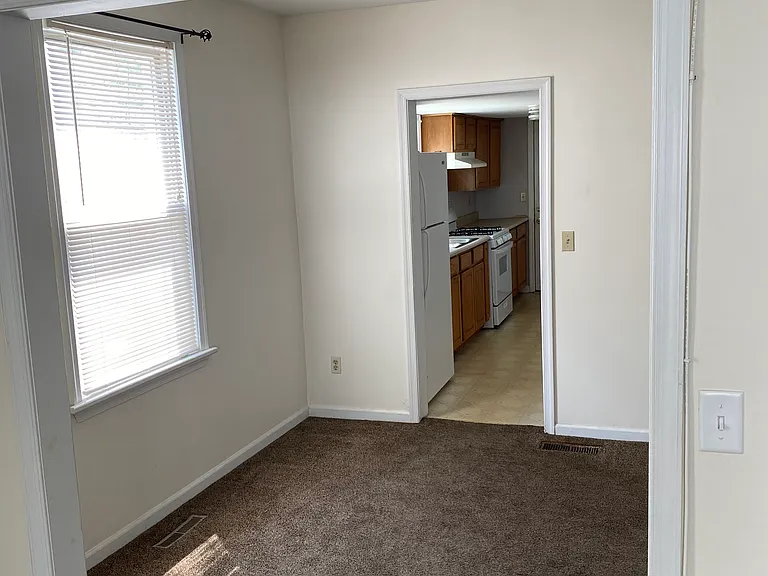 29 S Melcher St #2 — Photo 8