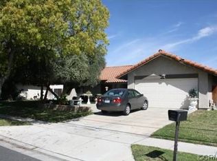 372 E Walnut Ave, Rialto, CA 92376
