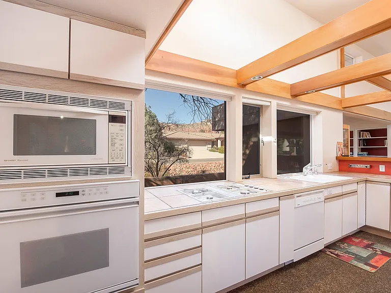 209 Pinon Woods Dr — Photo 10